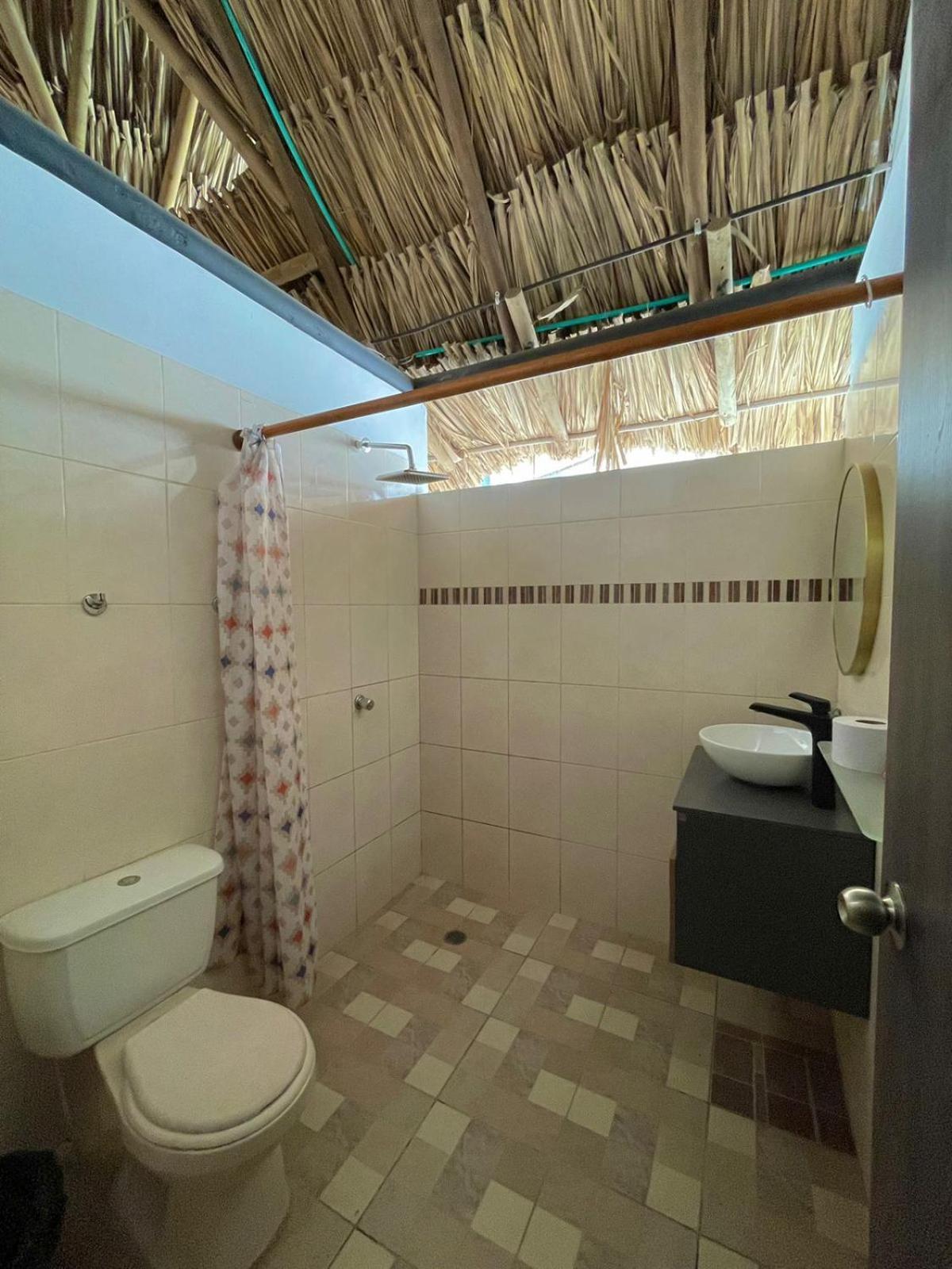 Albergue Bikini & Pool Palomino